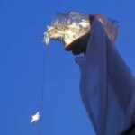 赠你以玻璃色信笺的头像-拟人圈