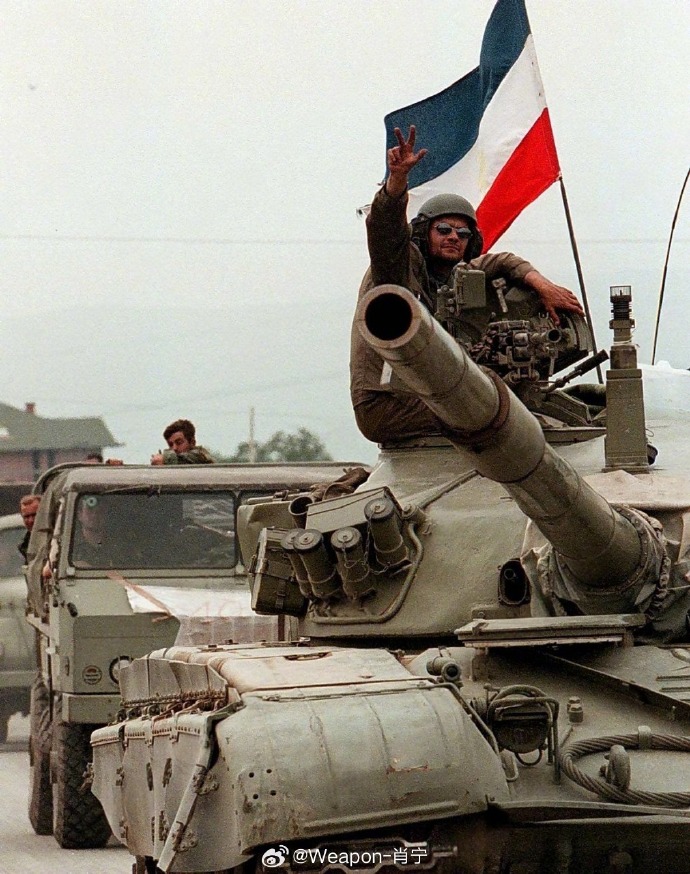 239DF973-4015-4053-A12F-734653F658D6